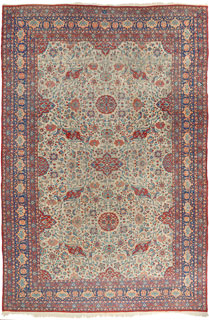 Antique Ispahan carpet - click for larger view